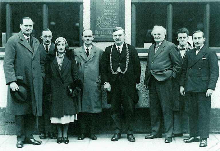 Society members 1932